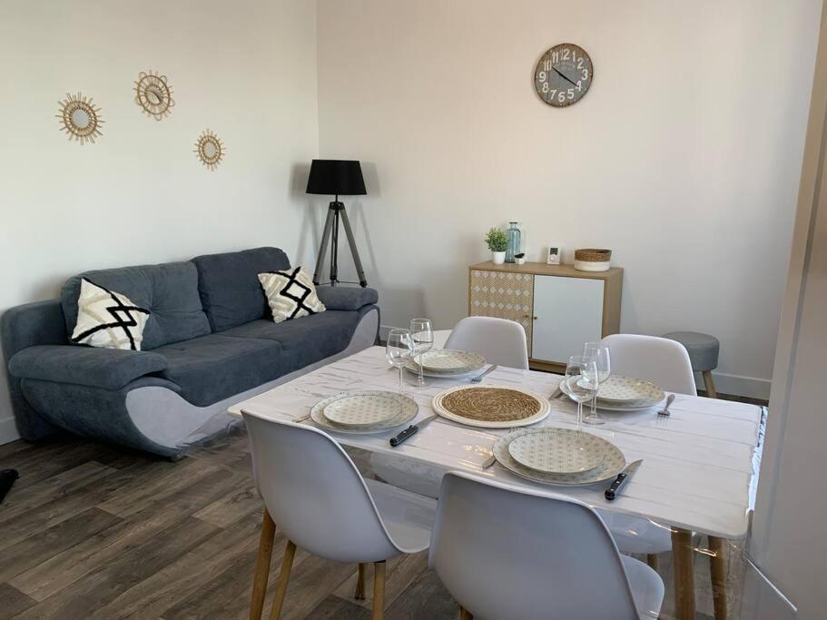 Apartment Renove A 200m De La *